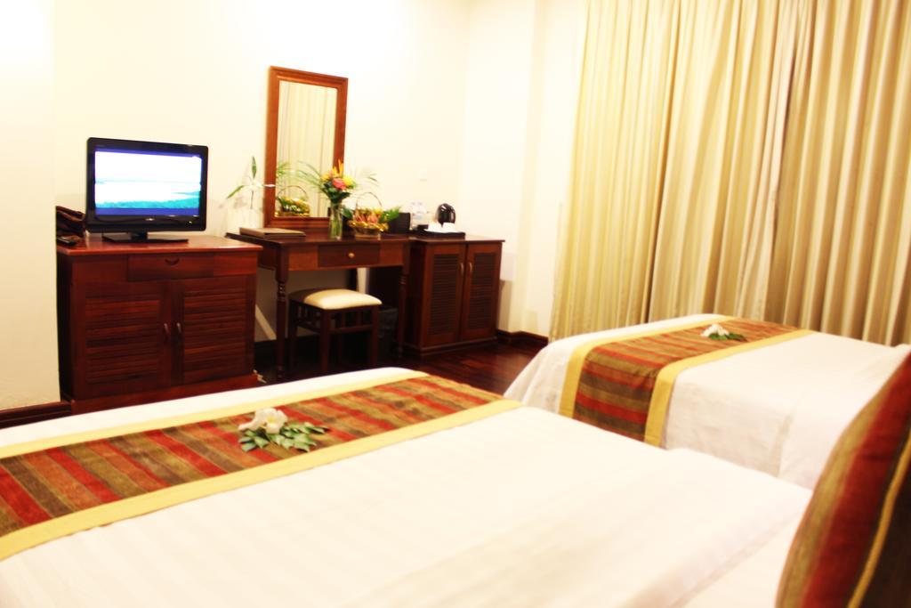 Paradise Angkor Villa Hotel Сием Реап Екстериор снимка