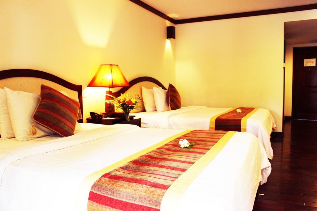 Paradise Angkor Villa Hotel Сием Реап Екстериор снимка
