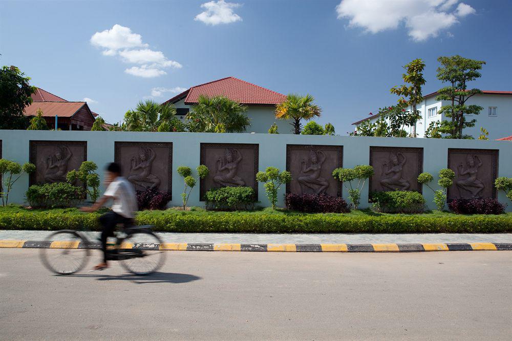 Paradise Angkor Villa Hotel Сием Реап Екстериор снимка